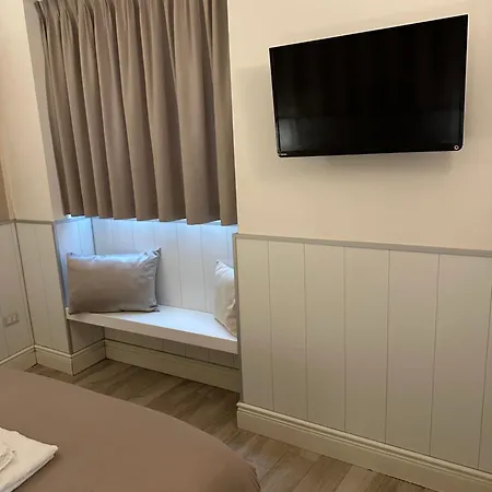 Estia Bed And Relax 2 شقة *